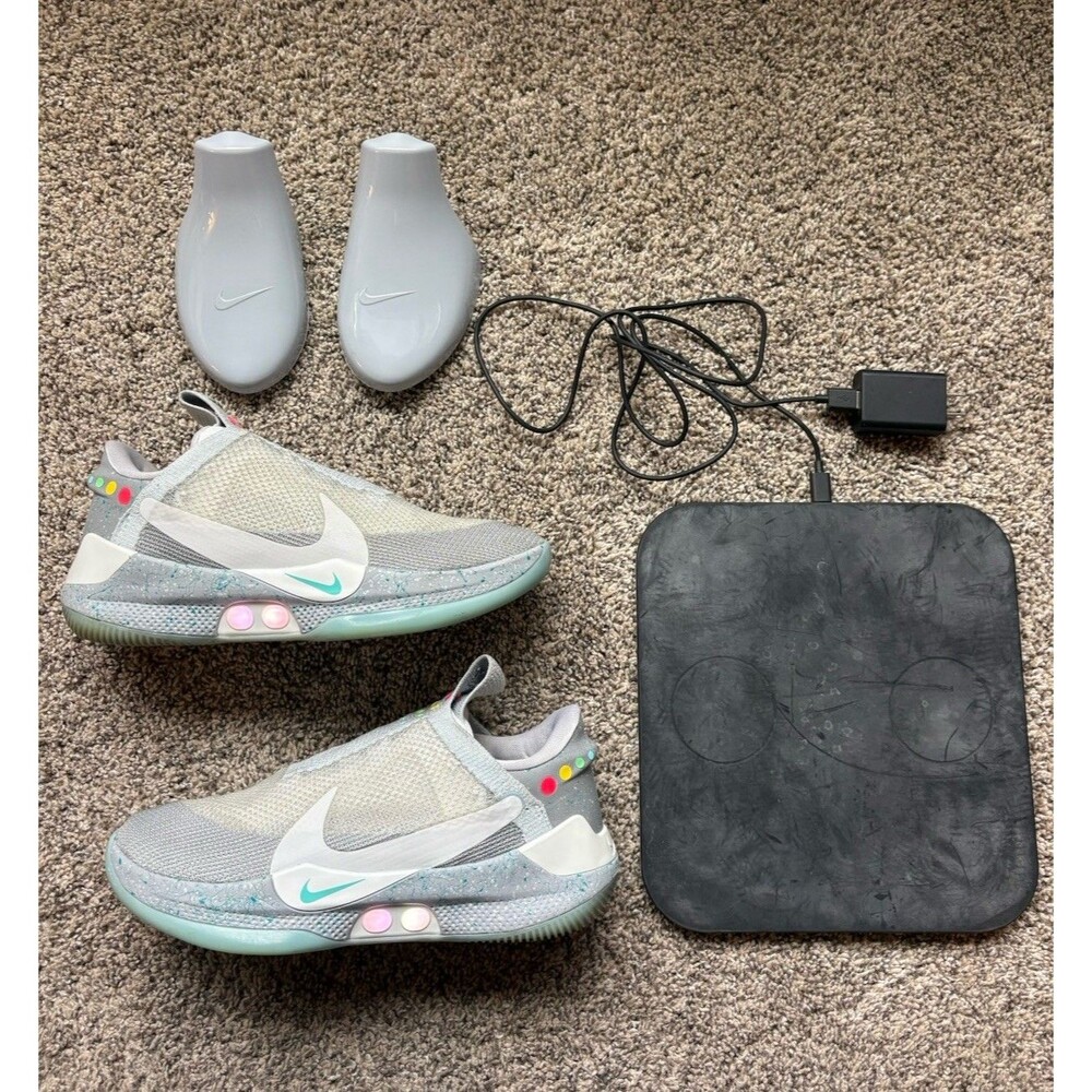 Nike Adapt BB Nike Air Mag Back To The Future Size 8 Men's